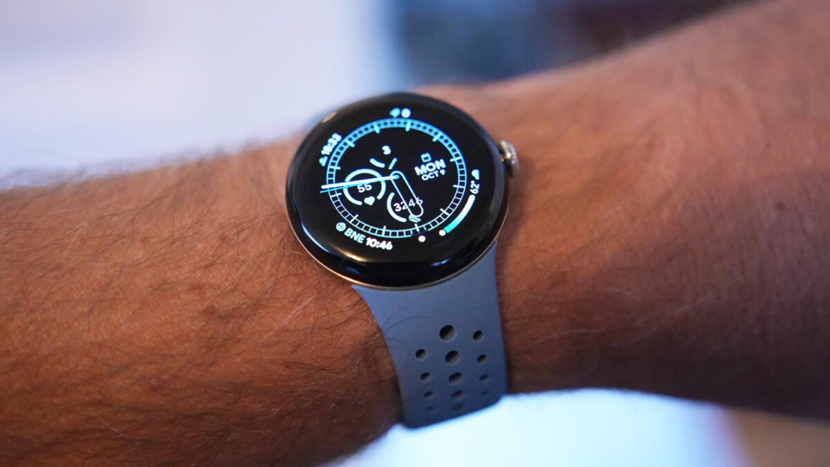 Rykte: Google Pixel Watch 3 kan få gester för navigering